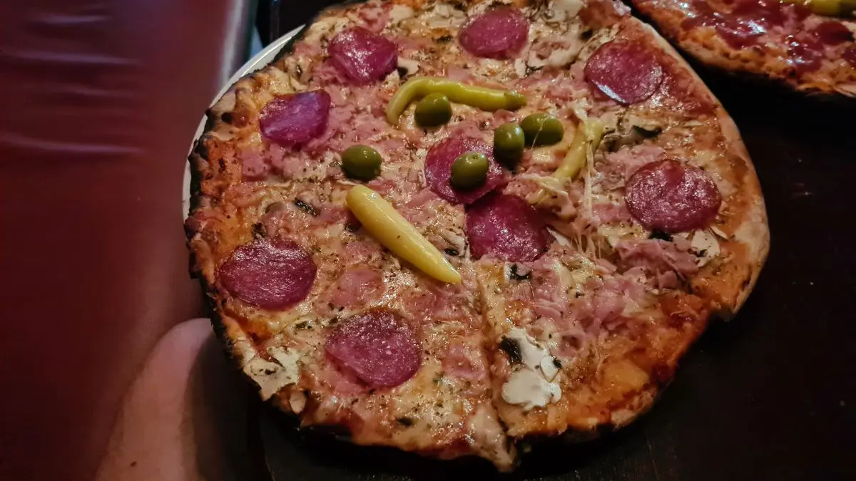 PIZZERIA MAFIOSO: Najbolja pizza u Bosni