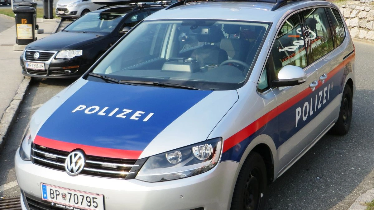 Policijski automobil u Austriji