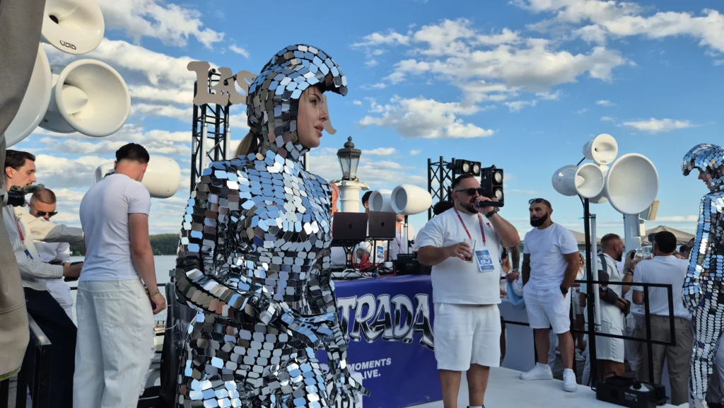 LASTRADA 2026